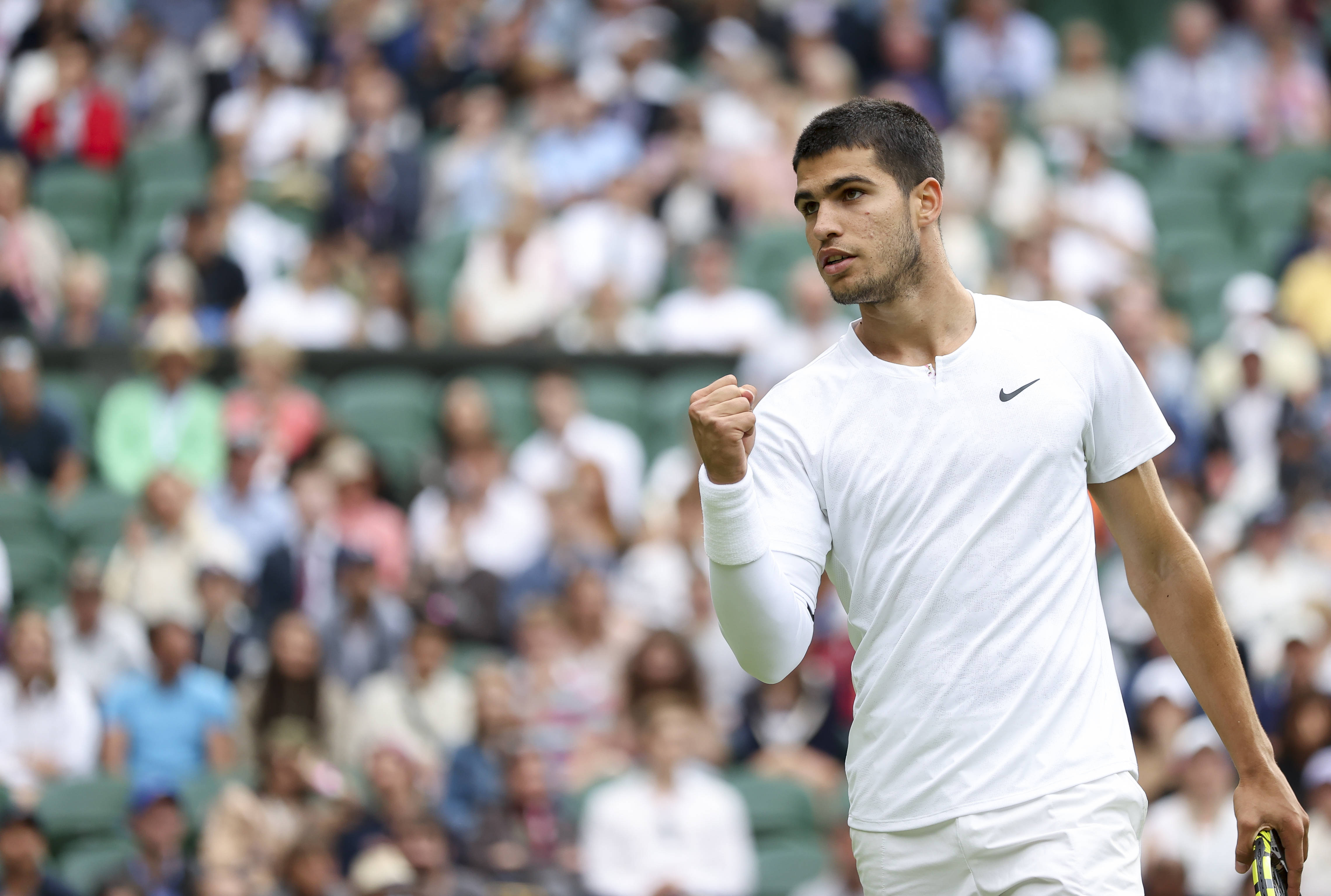 更是每个热 更是每个热