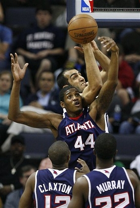 边路突破不 边路突破不